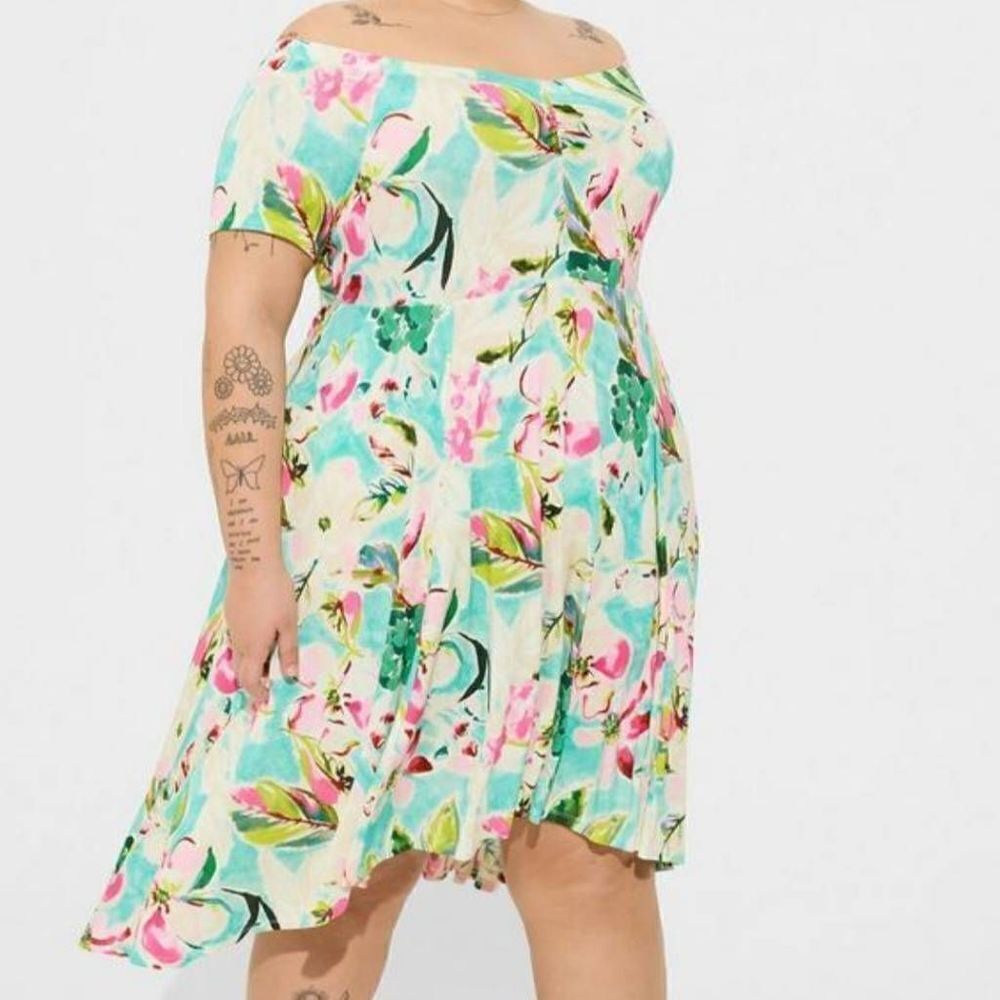 Torrid Women's Plus Size Mini Soft Off-Shoulder Skater Floral Dress